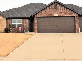 1806 SW 18th St, Bentonville, AR 72713