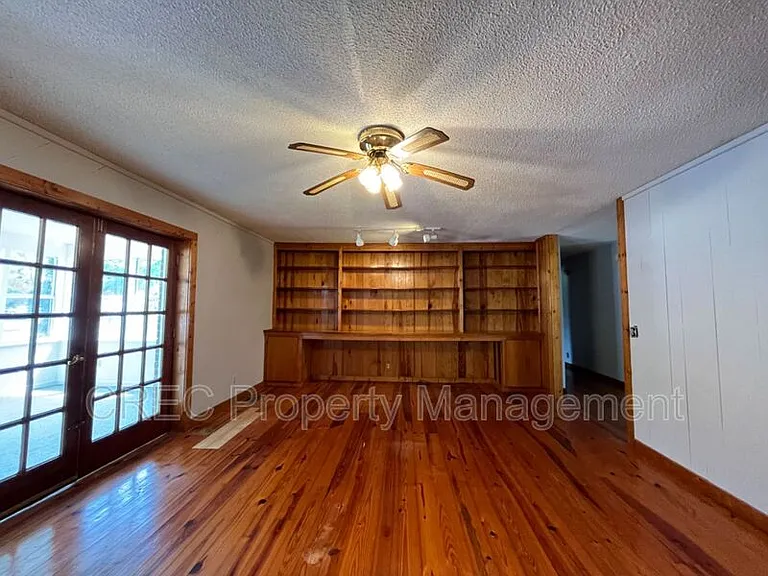 1132 Children Rd — Photo 14