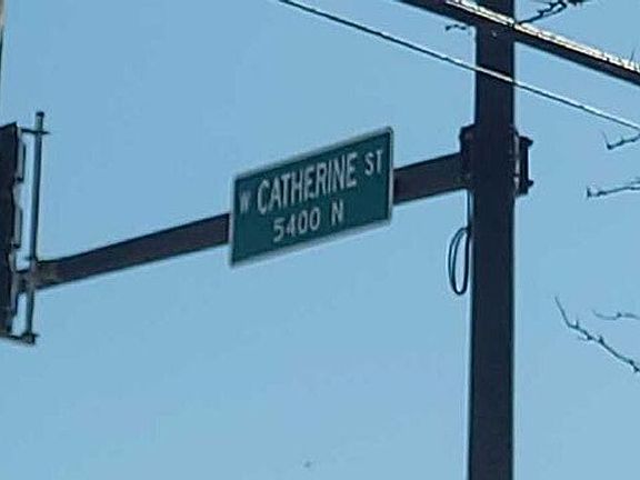 4th image of 8439 W Catherine Ave APT 403