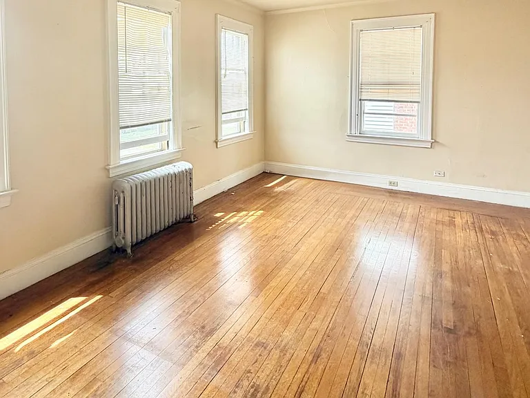 305 Main St #1S — Photo 6