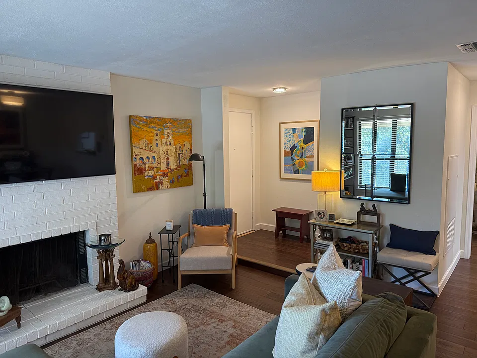 11843 Braesview #904
