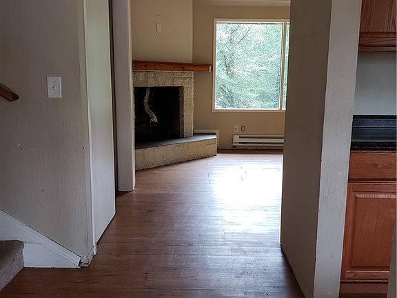 4th image of 6909 Central Park Dr