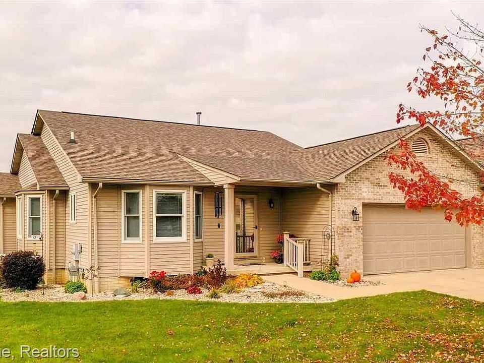 1st image of 7404 Cross Creek Dr #159