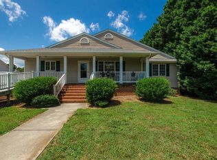 105 Farley Branch Dr, Lynchburg, VA 24502