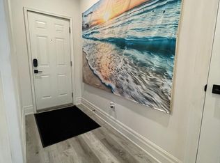 72 Old Mosley St, Wasaga Beach, ON L9Z2J8