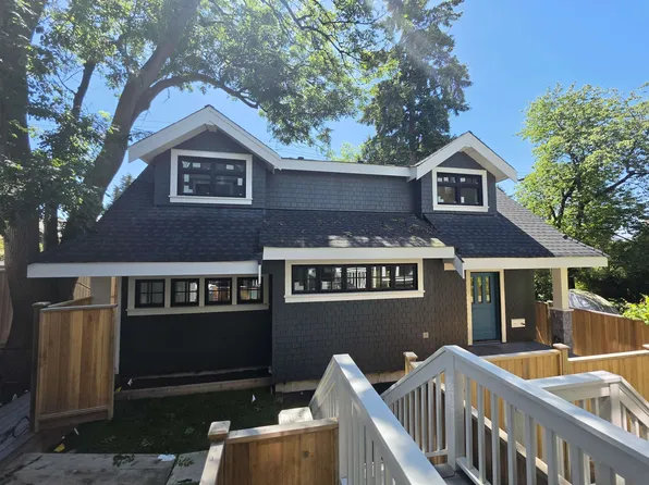 2570 W 2nd Ave, Vancouver, BC V5M 1C6