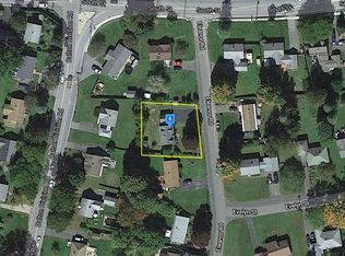 11 Eleanor Rd, Dalton, MA 01226