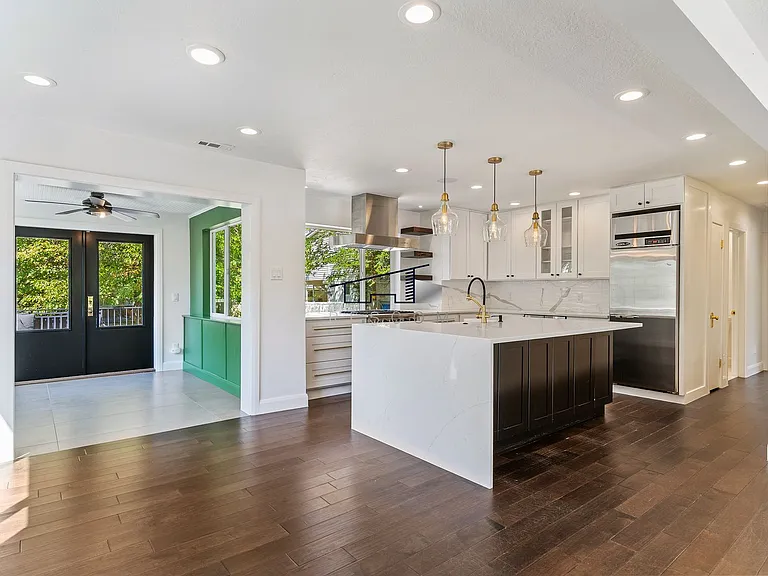 3075 Polk Ave — Photo 8
