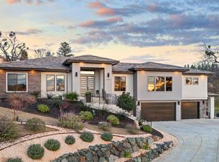 12837 Austin Forest Cir, Auburn, CA 95602