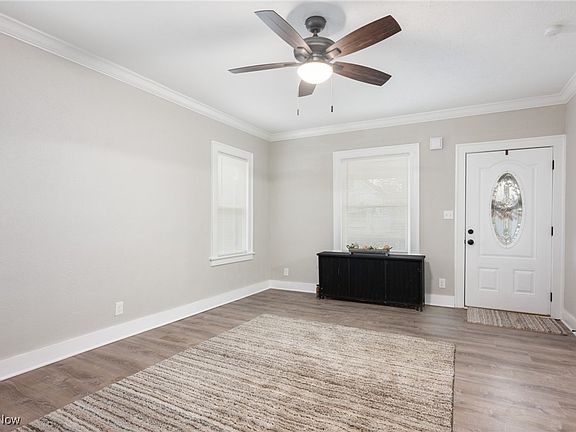 5th image of 3395 Altamont Ave