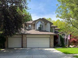 8046 W Burntree Ct, Boise, ID 83704