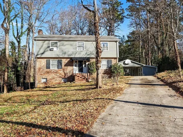 3704 Pembrook Pl, Raleigh, NC 27612