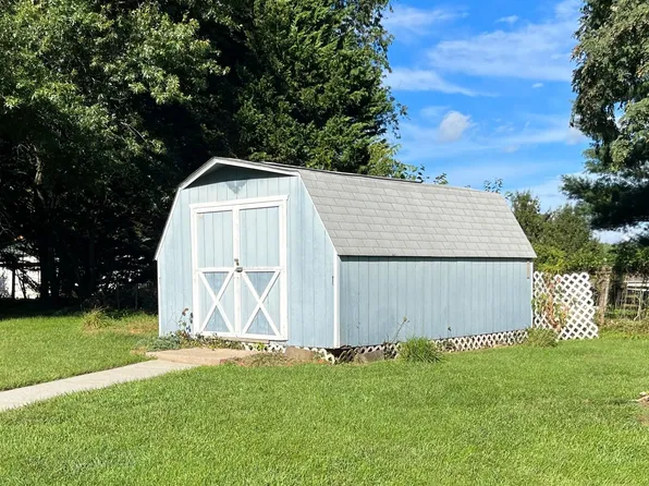 1400 Jackson Rd, Forest, VA 24551