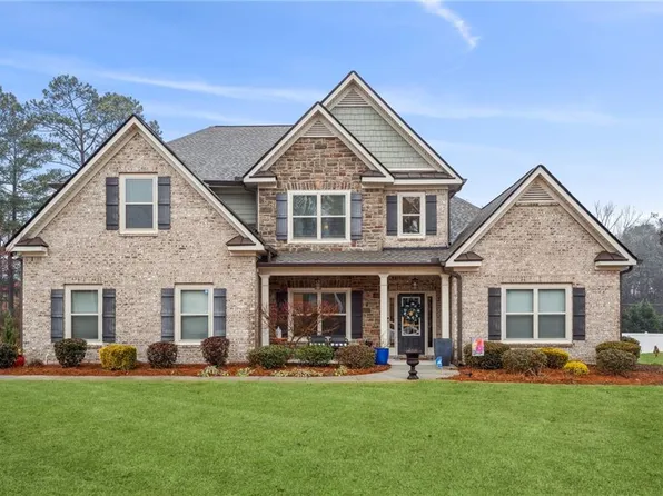 807 Mildred Ln, Loganville, GA 30052