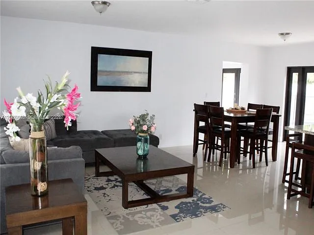 8811 SW 54th Ter — Photo 10