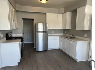 1074 82nd Ave #E, Oakland, CA 94621