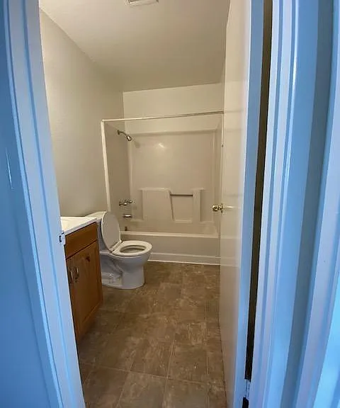 688 Martin St #4 — Photo 9