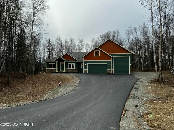 6065 N Radiant Dawn Cir, Palmer, AK 99645