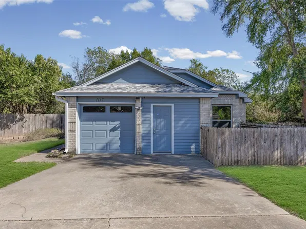 1117 Gatehouse Dr, Austin, TX 78753