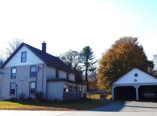 36 Liberty St, Dexter, ME 04930