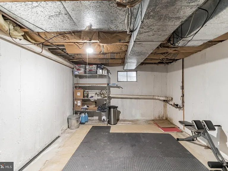 48 Stonehurst Ct — Photo 30