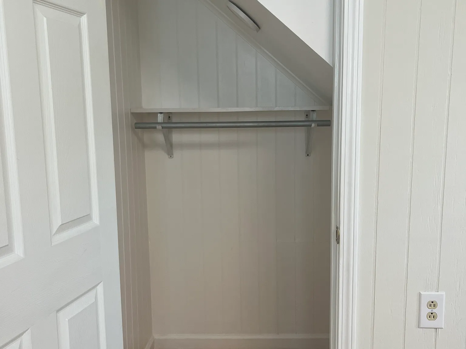 3 bed, 1.5 bath, $1,750 — Photo 2