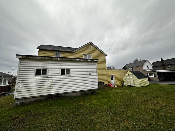 3rd image of 217 Main St