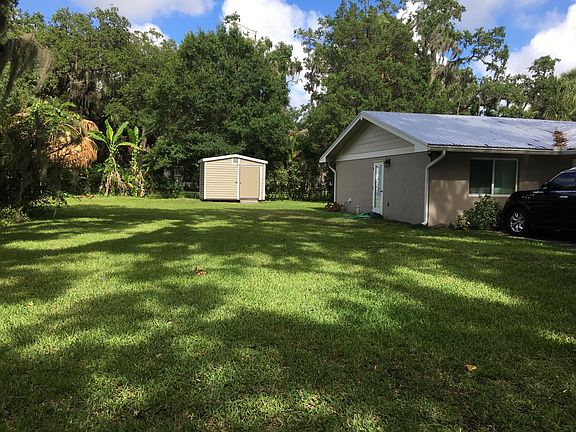 Side yard shows exterior door to Master Suite