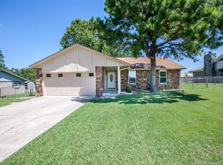 716 W Fort Worth St, Broken Arrow, OK 74012