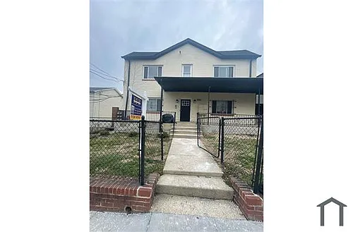 2830 R St SE Photo 1