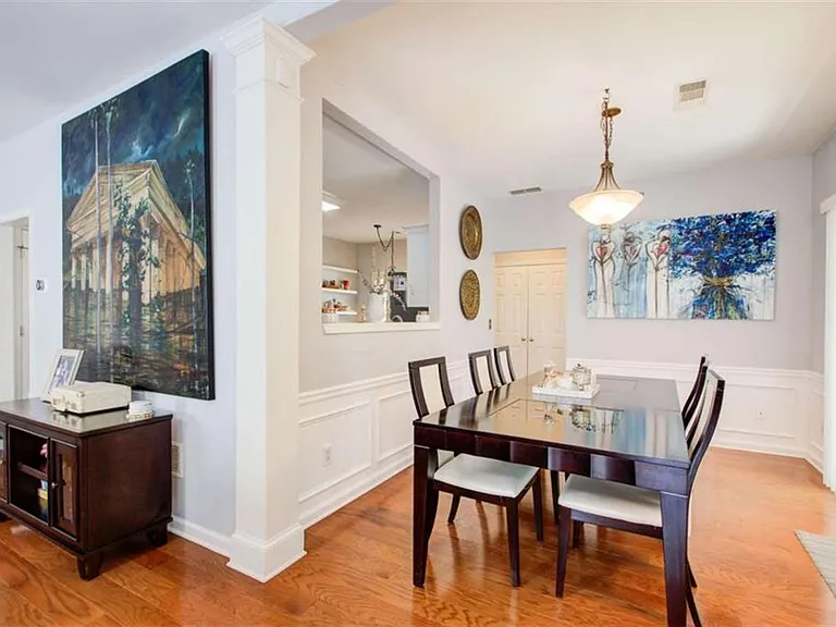 513 Stepney Ct SE — Photo 6