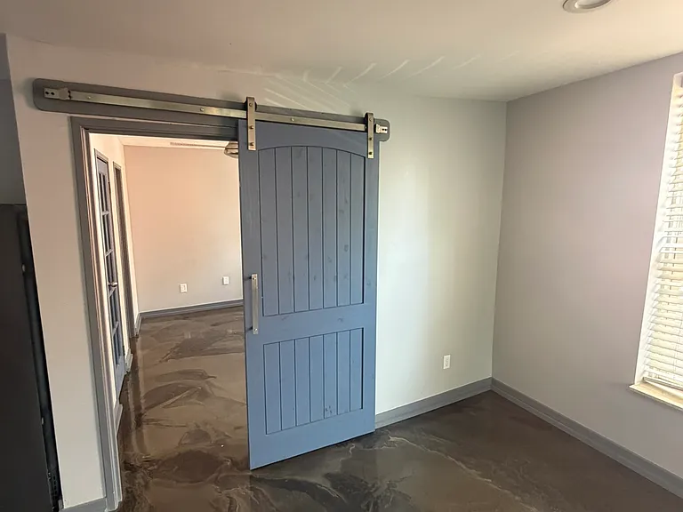 838 Oak St #D — Photo 15