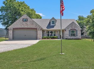 21539 S Sunny Lake Rd, Claremore, OK 74019