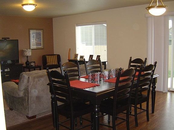 3rd image of 10409 NE 67th Ave
