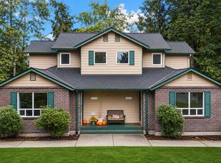 1179 NE Nittney Ln, Bremerton, WA 98311