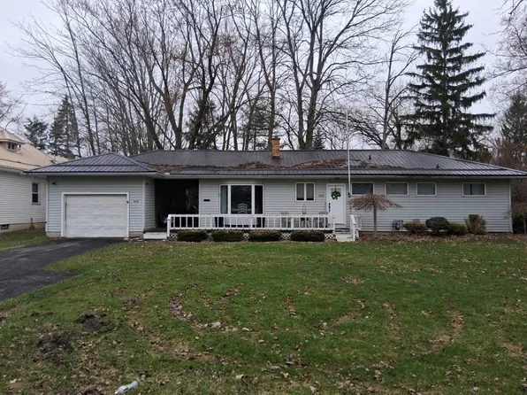 3478 Greenway Rd, Grand Island, NY 14072