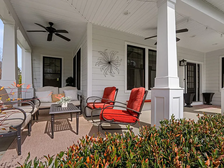 17601 Crystal Spring Ter — Photo 4