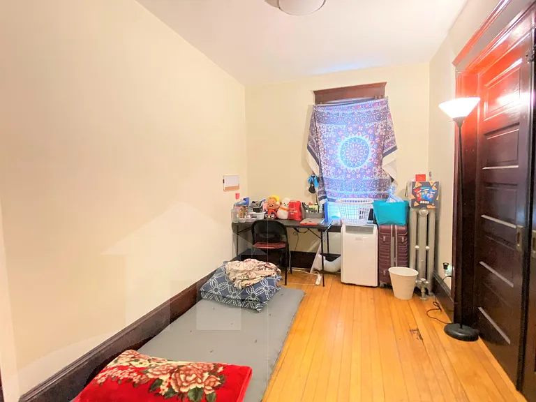 9 Fairfield St — Photo 3