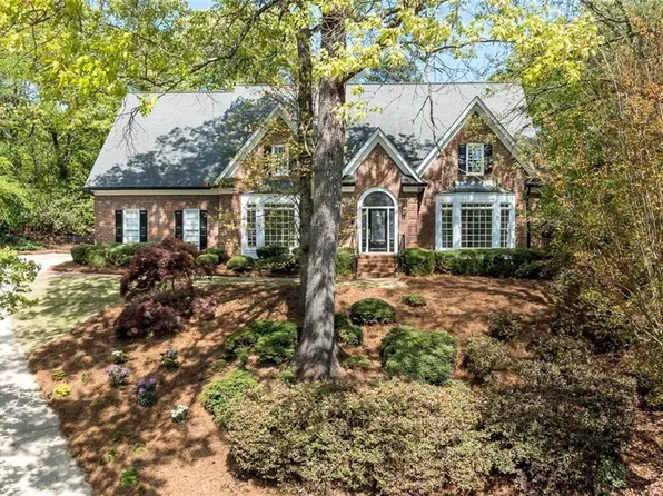 2184 Brooke Farm Ct, Atlanta, GA 30338