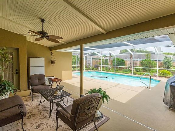 5th image of 318 Echo Pines Way