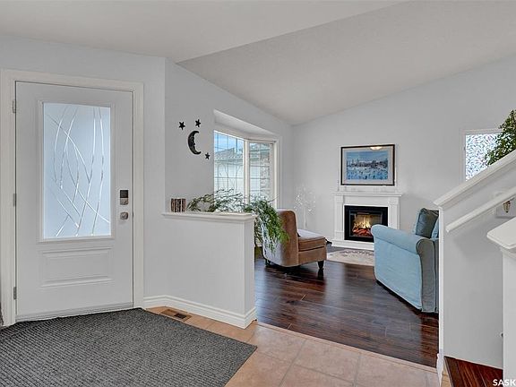 5th image of 1505 Rousseau CRESCENT N