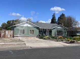 555 E 19th St, Merced, CA 95340