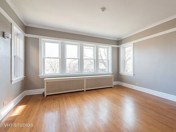 2nd image of 4528 N Menard Ave