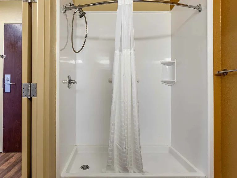 Studio Suite - 1 Queen Bed