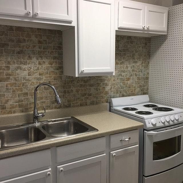 2nd image of 2551 NW 20th St