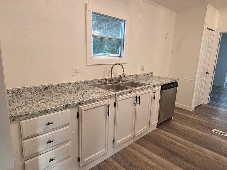 13812 S Zenith St #1 — Photo 18