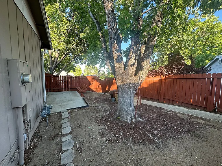 1500 Ellendale Ct — Photo 22