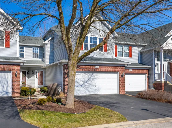 267 Ridge Rd, North Aurora, IL 60542