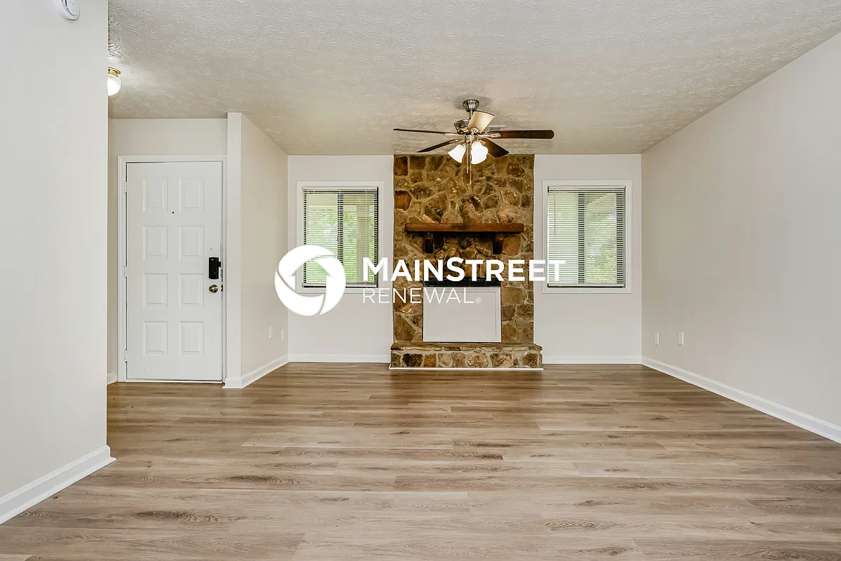 Living Room - 2140 Teri Ln SE #E