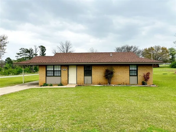 1918 N Spillman St, Sallisaw, OK 74955